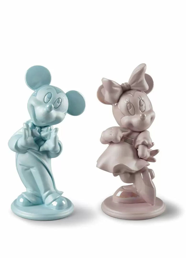 Minnie Mouse Figurine - Pink