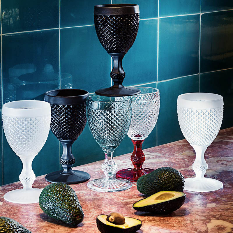 Bicos - Frosted Black Water Goblet